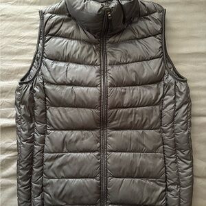 Black Puffer Vest - Uniqlo